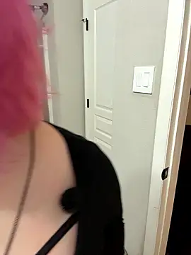 Chat +18 de Angel-Lewd-Cake ao vivo