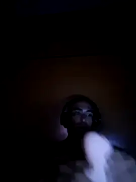 Mac15151's Live XXX Chat