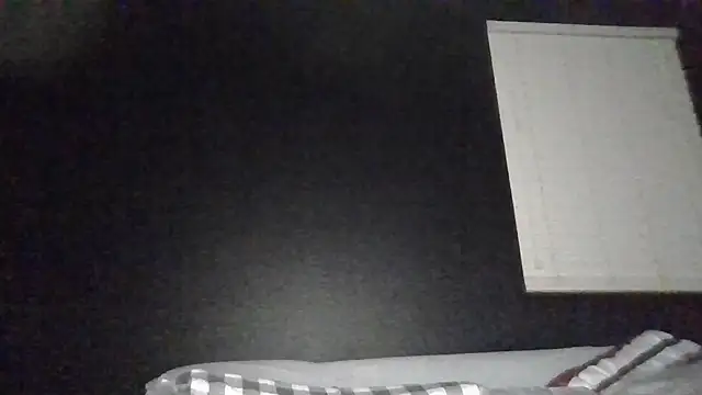 Chat XXX en directo de Mikecloudyhawk