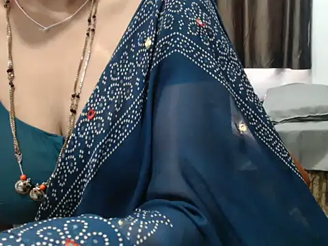 sunitha-3 Obrolan Langsung XXX