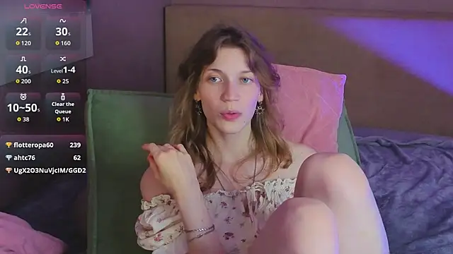 Emily_Cartex élő XXX-chatje
