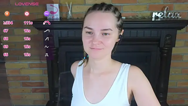 Chat +18 de Ellie_Sunset ao vivo