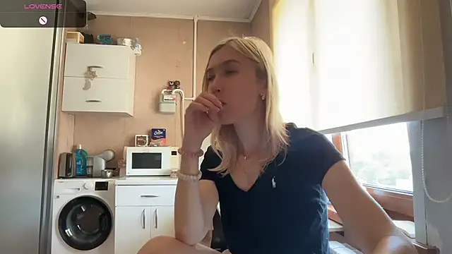 XXX chat uživo modela AngelJeni