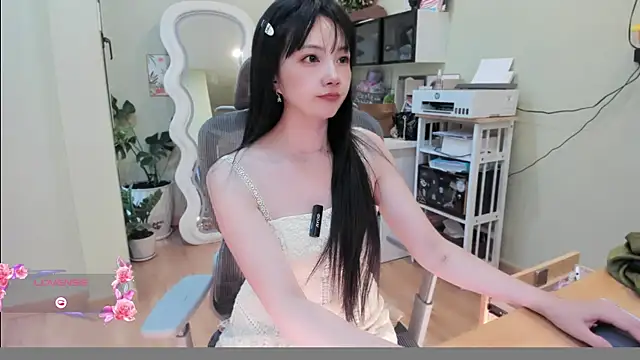 Chat +18 de Nery_Asian ao vivo
