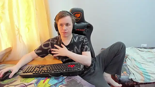 iliaskrislove's Live XXX Chat
