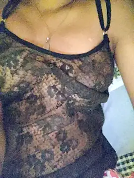 Crezy_flutter Adlı Modelin Canlı XXX Sohbeti