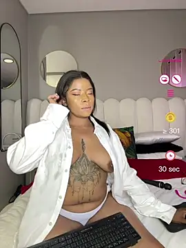 MIAMI9 élő XXX-chatje