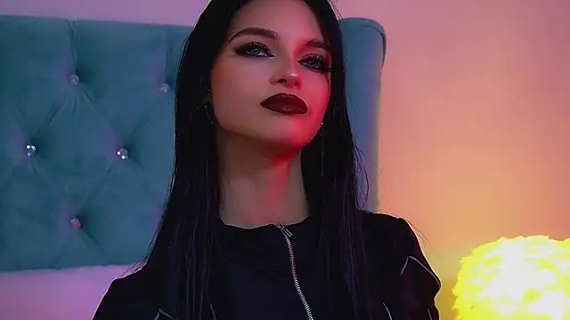 BeverlyMost লাইভ XXX চ্যাট