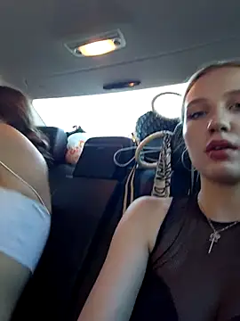 caressyourself – Naživo XXX chat
