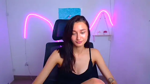 Stella_XO: онлайн-секс-чат