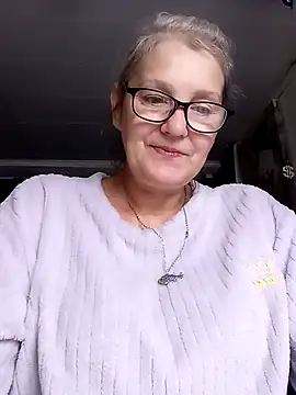 irinamaux's Live XXX Chat