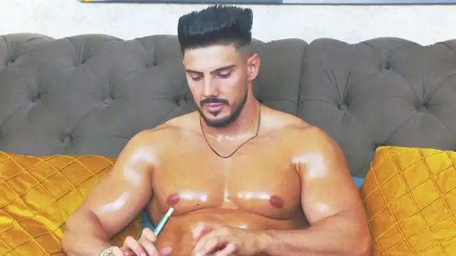 DustinKeent Adlı Modelin Canlı XXX Sohbeti