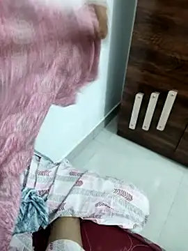 Ashifa_khan Adlı Modelin Canlı XXX Sohbeti