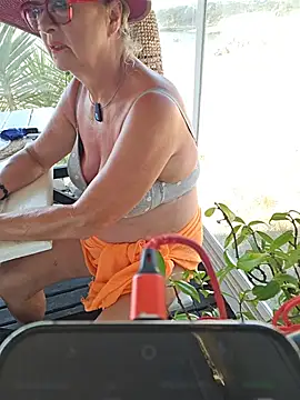 دردشة Hot-Muci الجنسية المباشرة