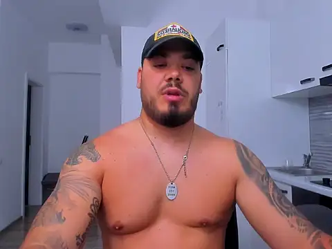 ZackMasterss Adlı Modelin Canlı XXX Sohbeti