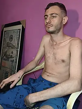 bigcockwhite777 Show Webcam