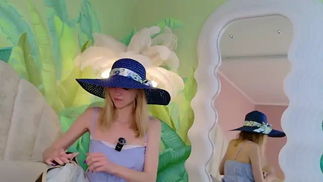 4example_Chloe Chat XXX live