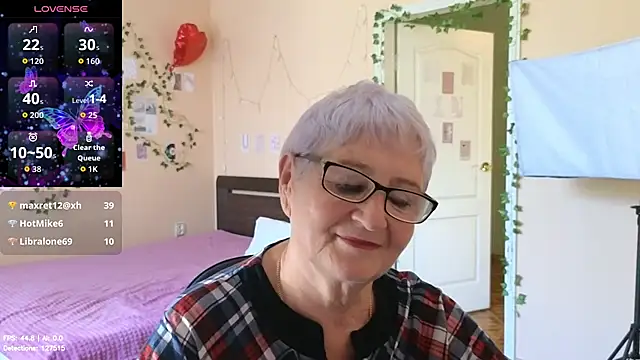 Czat XXX na żywo – Sandra_Snowflake