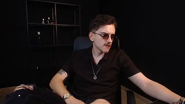 XXX chat uživo modela FelixStarkk