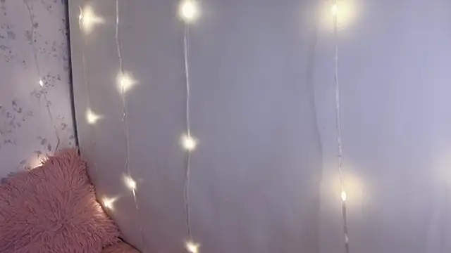 XXX chat uživo modela manelike_