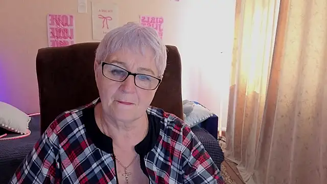 XXX chat uživo modela Sandra_Snowflake