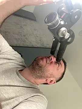 XXX chat uživo modela DorianJeday