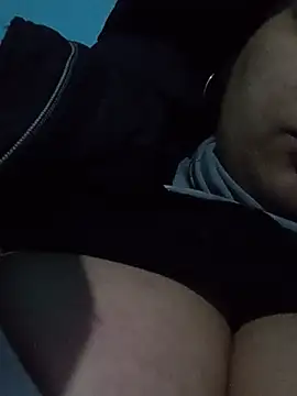XXX chat uživo modela Luzz12