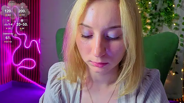 Chat +18 de RosalieHandley ao vivo