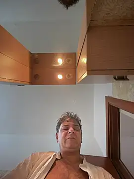 SecretlyDD Chat XXX live