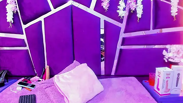Chatroom XXX en direct de ValerySweety