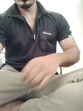 Czat XXX na żywo – Rocky_boy4