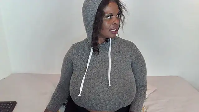 DIRTIENASTY Live XXX-Chat