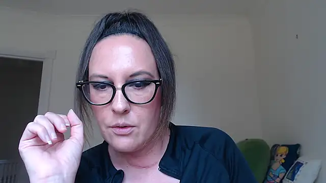 Humiliatrixxxx লাইভ XXX চ্যাট