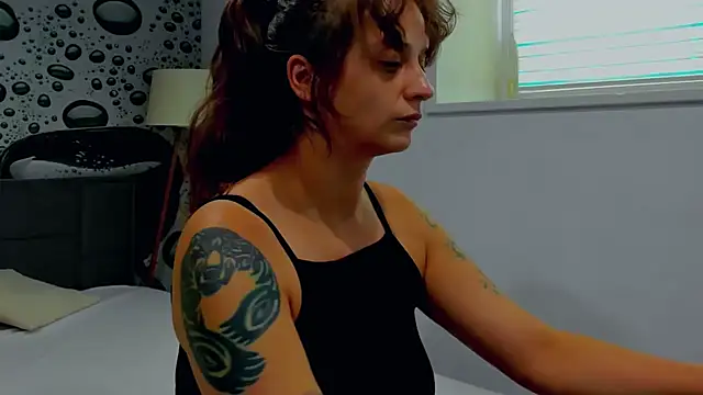 دردشة AlmaFancy الجنسية المباشرة