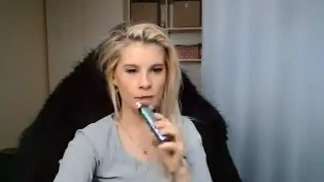 KristineGlow live XXX chat