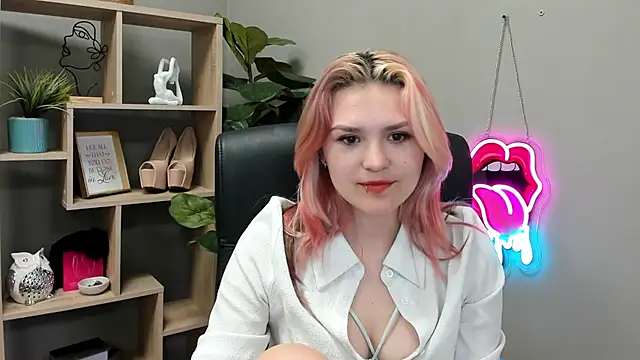 SweetLilyxo's Live XXX Chat