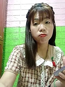 AmyLinee01 现场XXX聊天