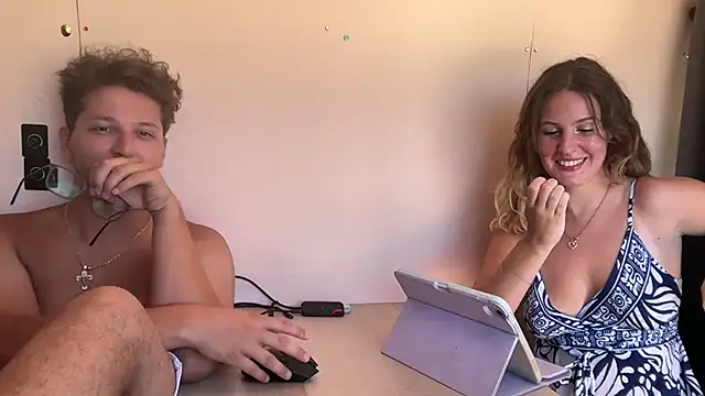 ancouple90s Chat XXX in diretta