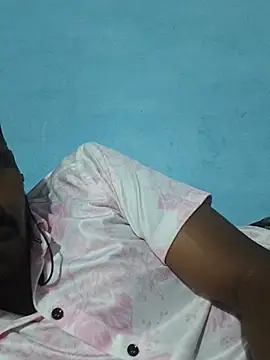 Chat +18 de Daddyishere_19 ao vivo