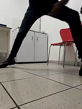 RETURNOFTPNUTSn Webbikameraesitys