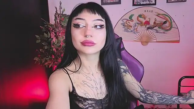 catipetite Adlı Modelin Canlı XXX Sohbeti