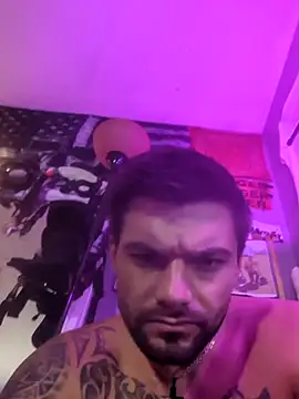 XXX chat uživo modela CaptHook931