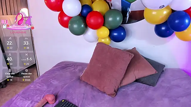 miel_gomez's Live XXX Chat