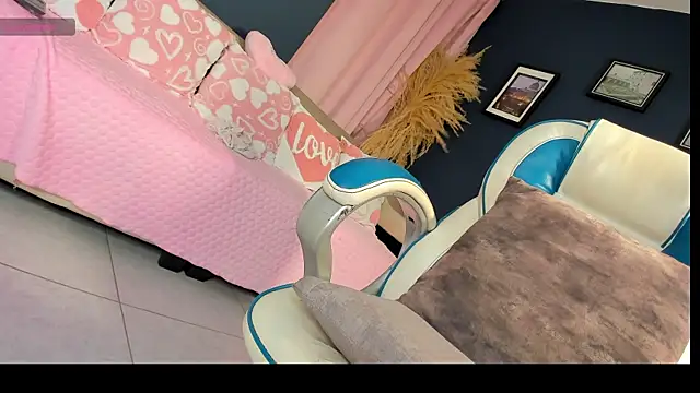 SammyGirlTS Chat XXX in diretta