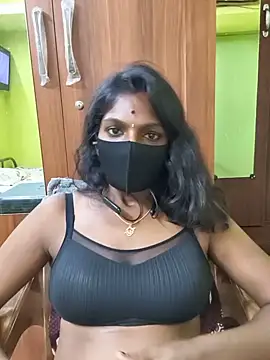 Honey_rosetamil 现场XXX聊天