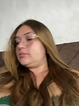 Sofia_Queen17's Live XXX Chat