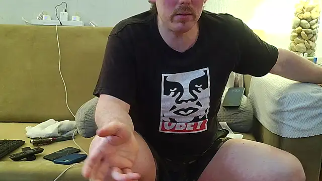 9VOLTT XXX чат на живо