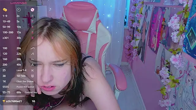 Živý XXX chat Oksi_Koxy