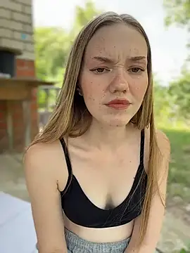 Chat XXX Live MilaMoone