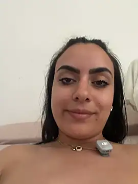 Marisa_ass Chat XXX live